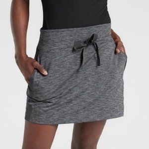 Athleta Metro Downtown Skort Heather Gray & Black